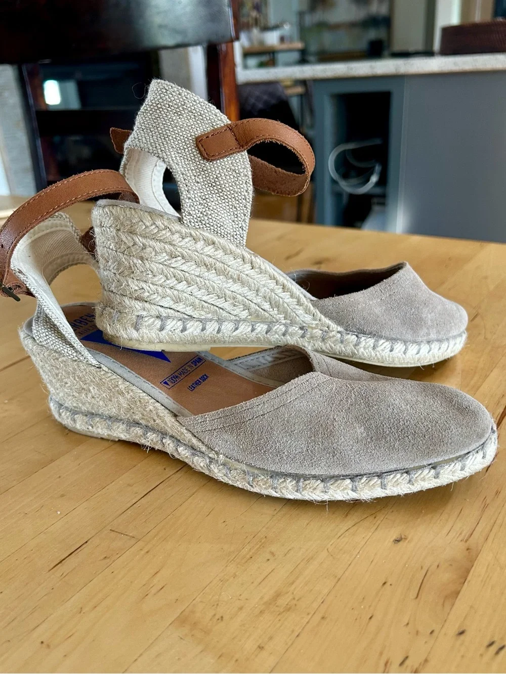 Verbenas Malena Suede Espadrille Wedge Sandals Spain Size 37 US 6.5-7 Stone